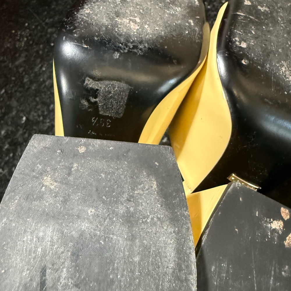 Gucci Yellow Patent Leather Horsebit Block Heel Sandals - Picture 6 of 6
